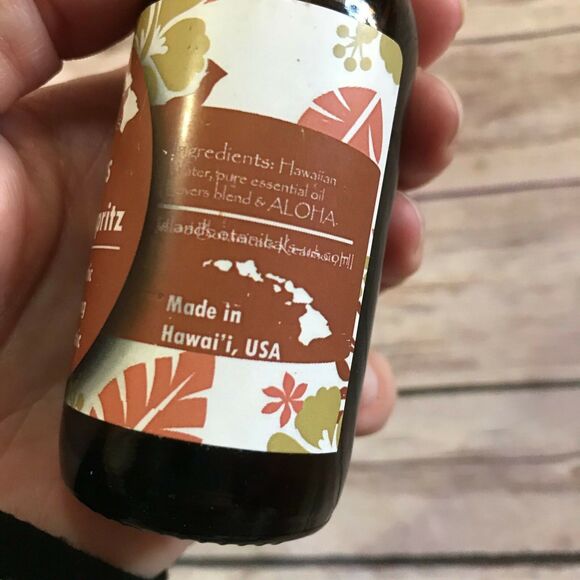 Island Botanicals Lovers Misting Spritz NEW 2 fl oz Create Romance Essential Oil - Picture 6 of 6